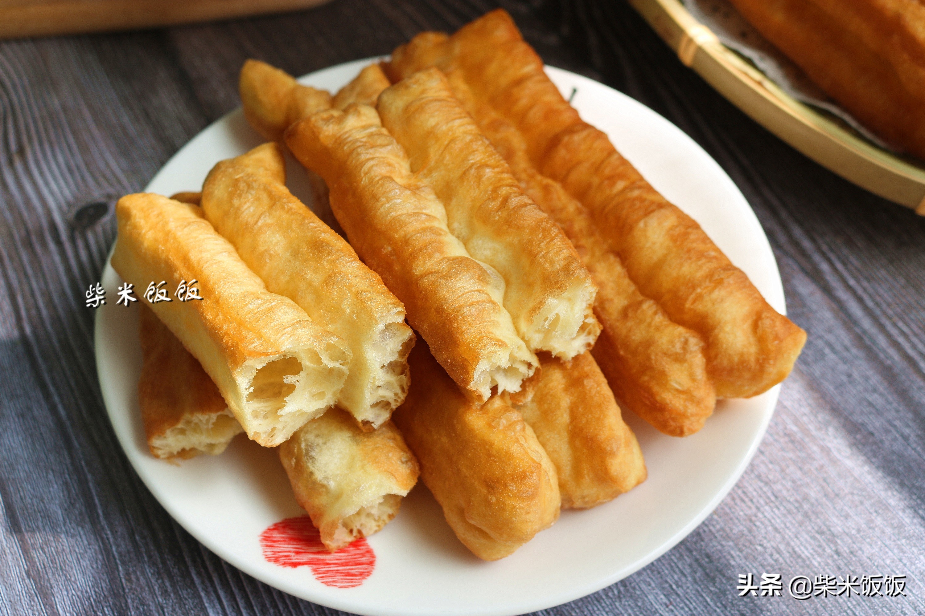 炸油条用脆皮油条粉还用放酵母吗,炸油条不用酵母油条配方口诀