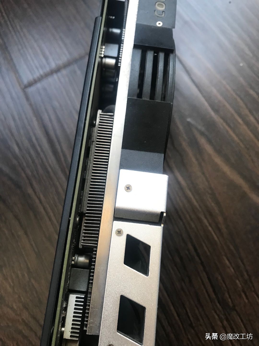 蓝宝石和七彩虹显卡差距大吗,蓝宝石5808g显卡价格