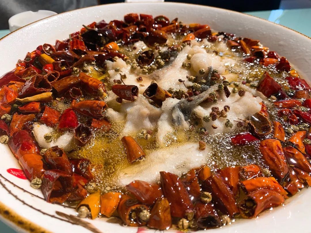 鞍山铁东川菜水煮鱼,双山好吃的川菜馆