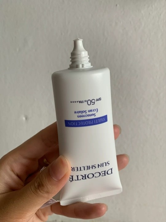 哪几款防晒霜好用亲测有效 (防晒效果好不油腻的防晒霜推荐)