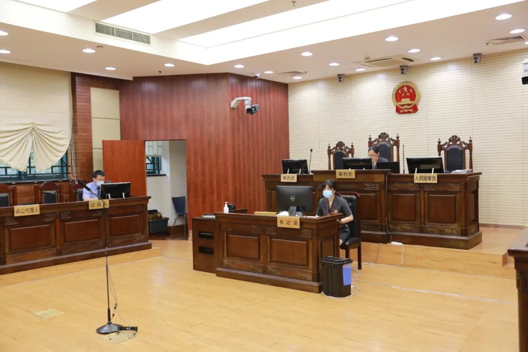 代购*毒冰**10克牟利300元，他被判了7年｜案件速报