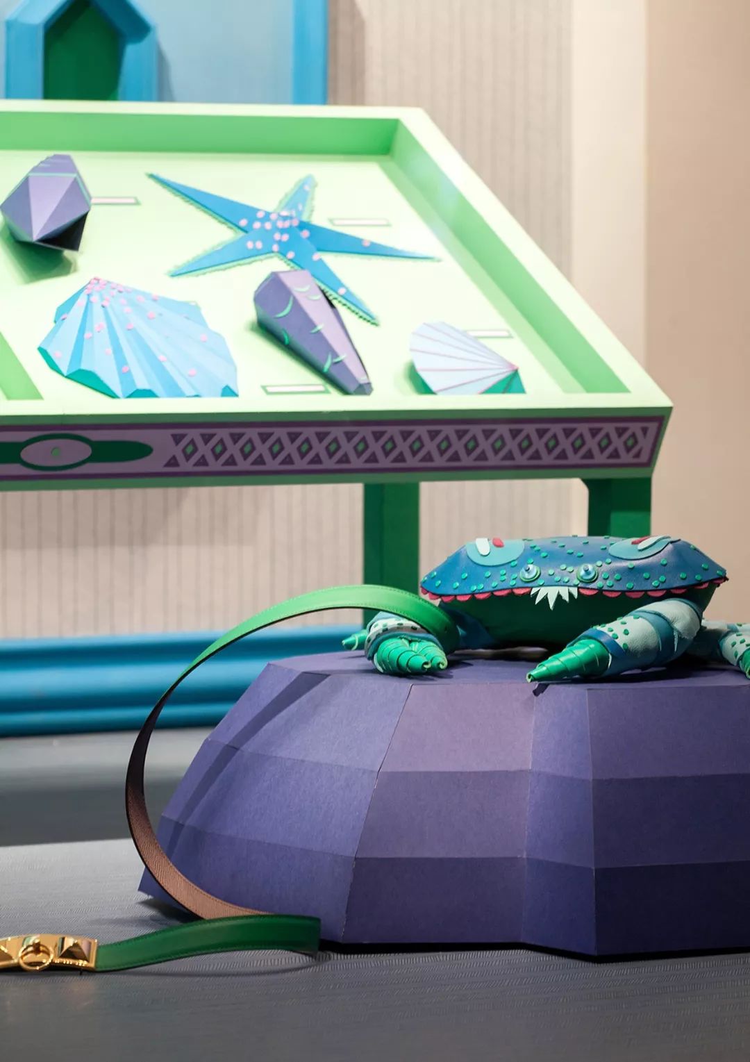 爱马仕橱窗展示设计手绘图,爱马仕2023橱窗设计最新款