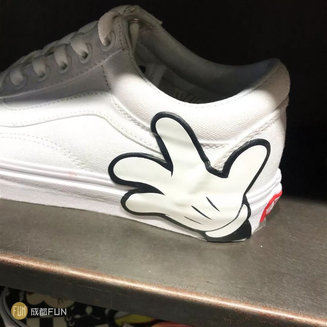 hm和芝麻街联名,moschino联名hm