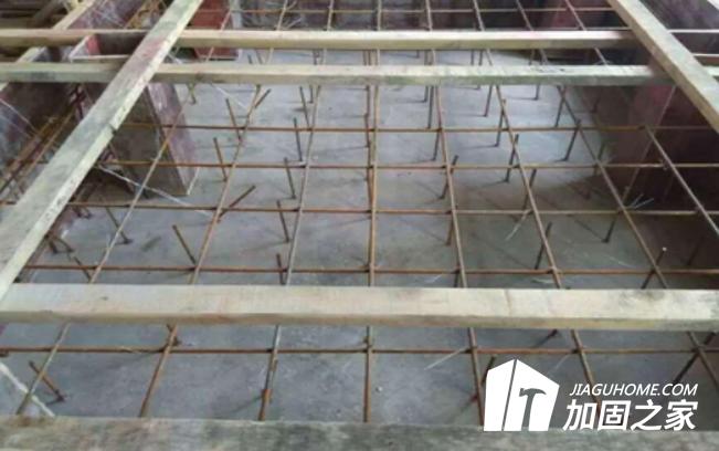 自建房地基下沉如何补救,自建房地基下沉如何加固处理