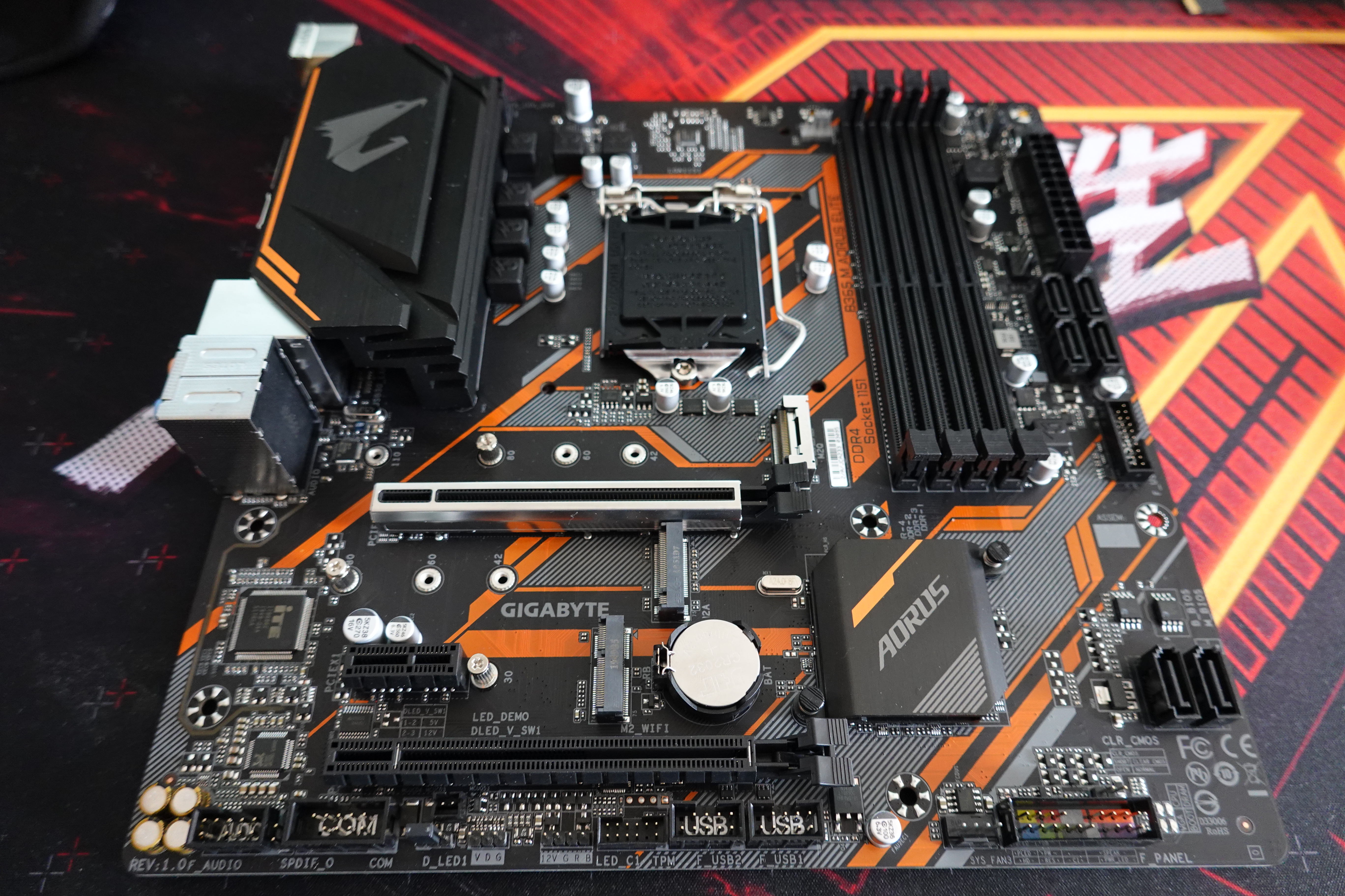 技嘉b365m-aoruselite能上3200内存条吗,技嘉b360maoruselite