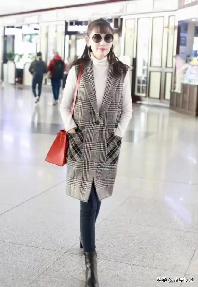 马蓉现身机场西装,马蓉皮衣机场图片