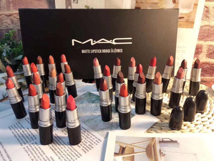 mac口红推荐哑光口红今年,mac口红最适合黄黑皮是哪种