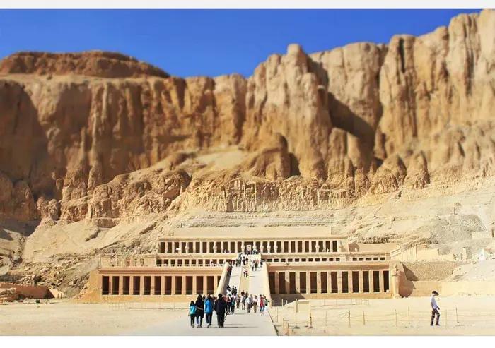 山海经里昆仑山脉是哪,山海经昆仑之墟瓦屋山