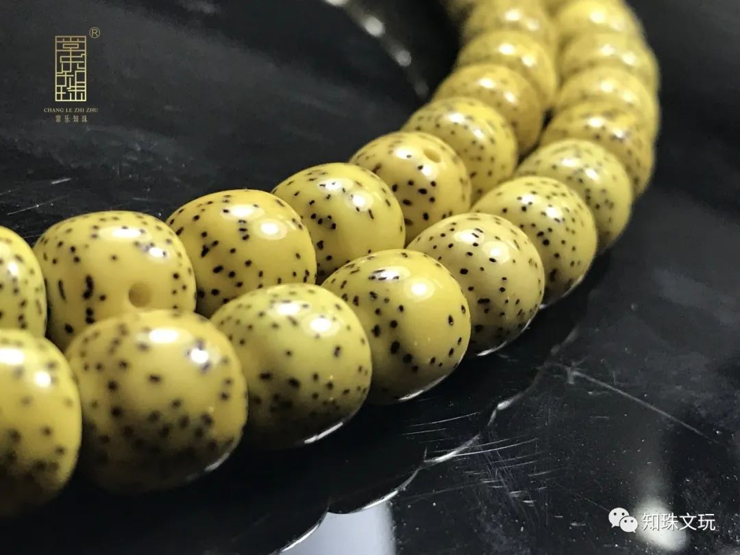鸡油黄星月菩提盘成后的图片,鸡油黄的星月菩提买来直接上手吗