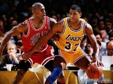 92年的梦一队和08年梦八队，你认为哪一届最强？