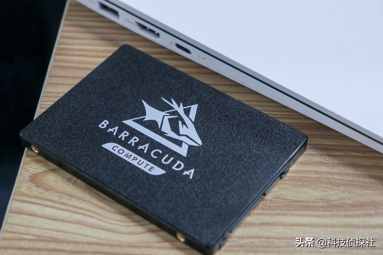 希捷qlc酷鱼q1,希捷酷鱼4t和6t