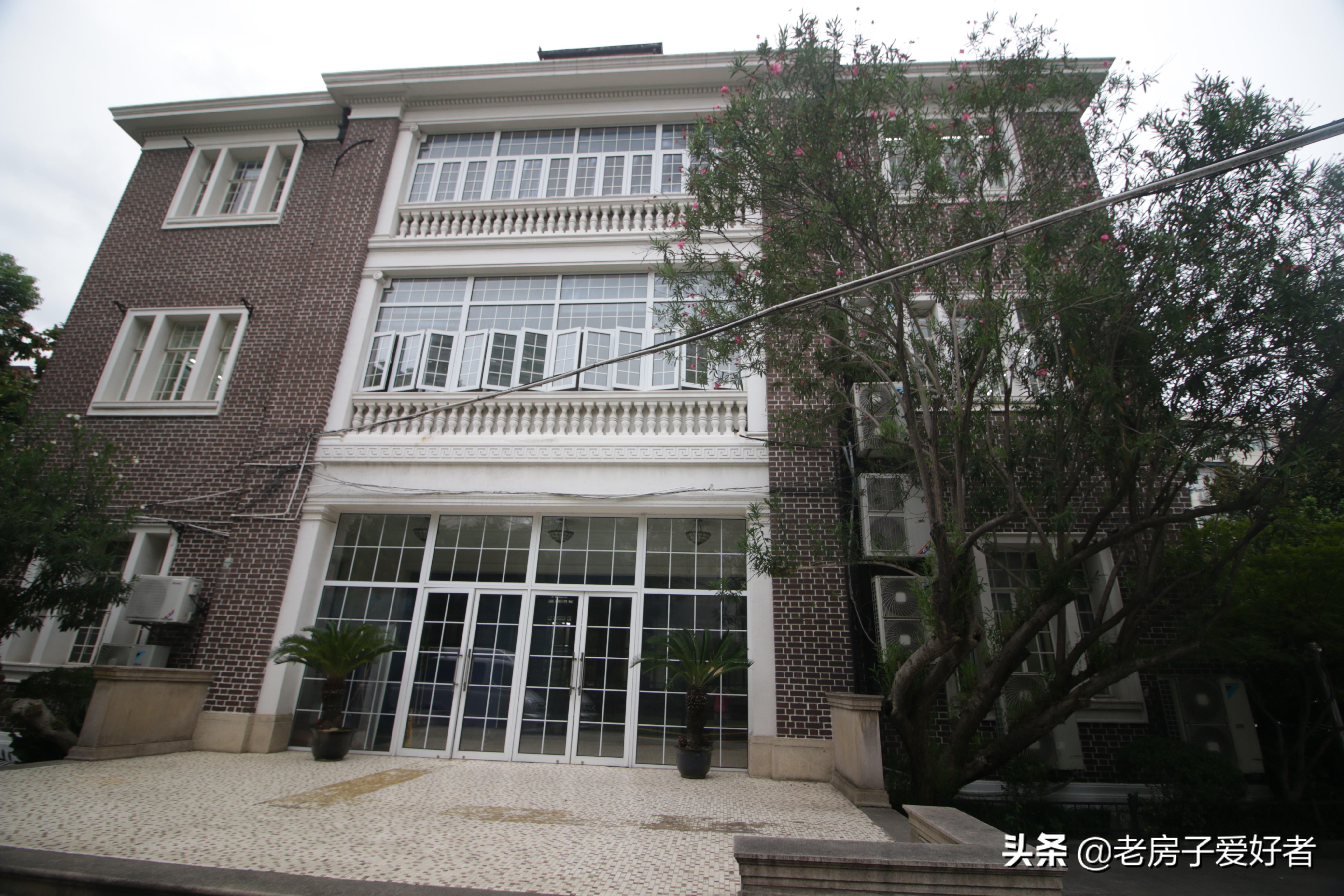 南京西路上的优秀历史保护建筑和名人故居