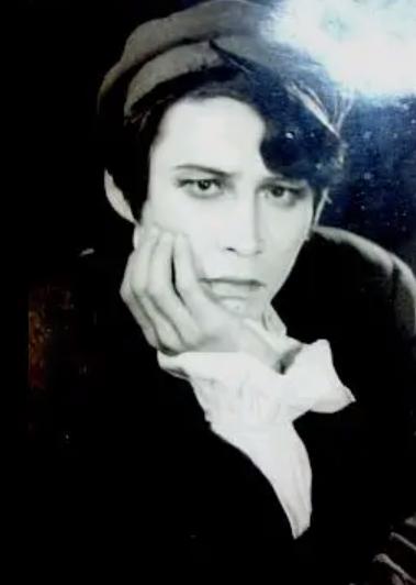 李雪健张译的“清醒”，撕开了多少明星的遮羞布？