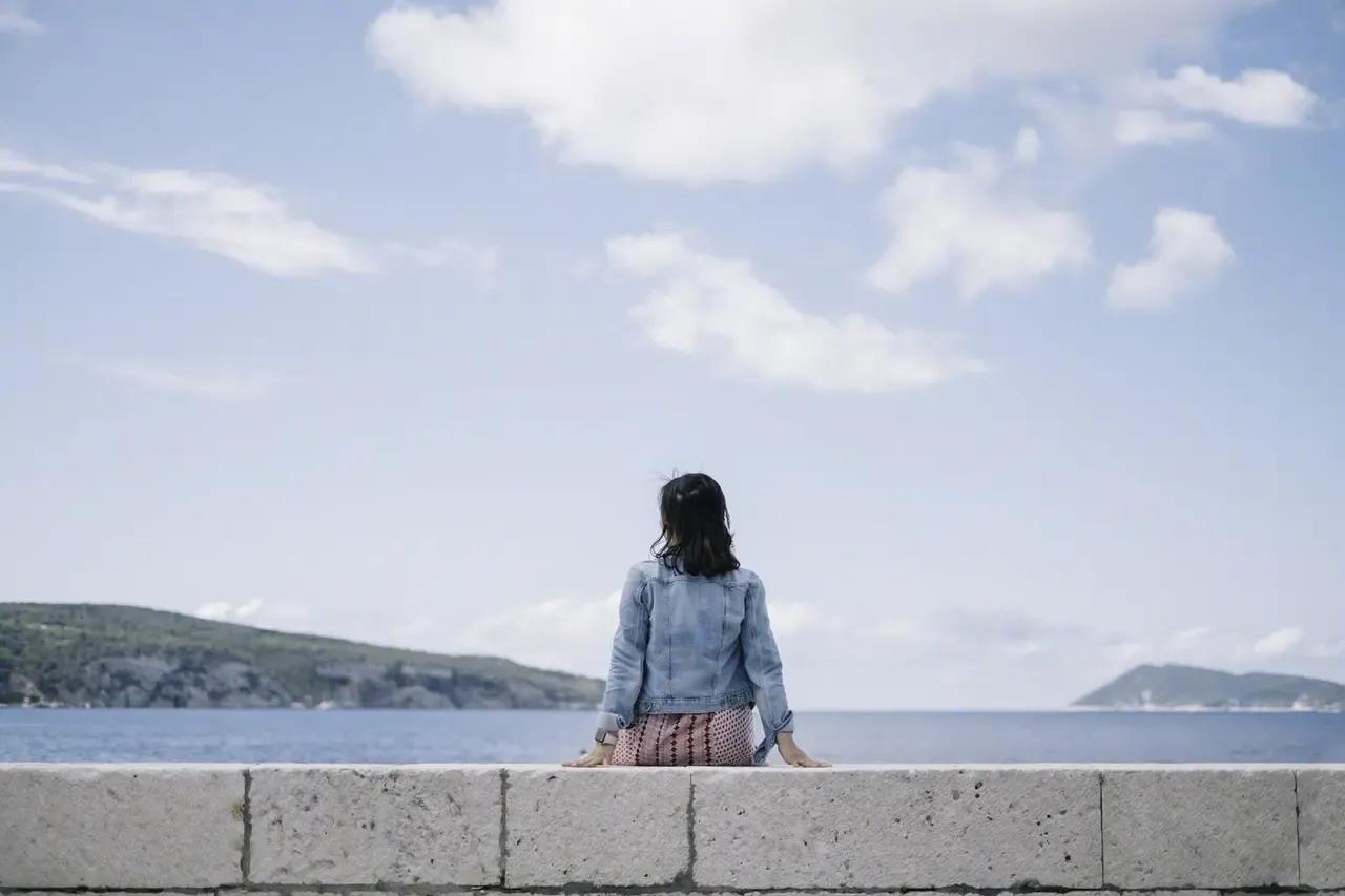 农村青年留在大城市的真实想法,为什么现在年轻人更想留在大城市