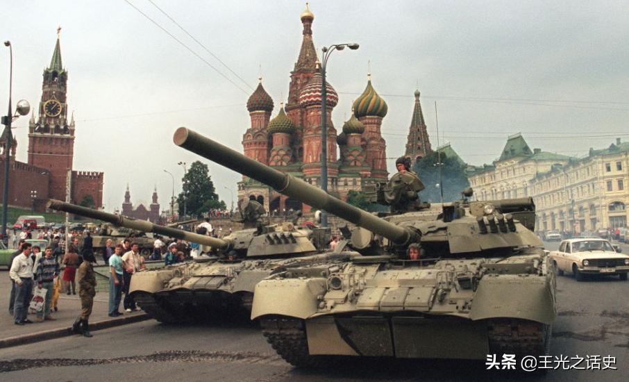 和德国纳粹不共戴天的俄罗斯，为什么有“光头纳粹”?