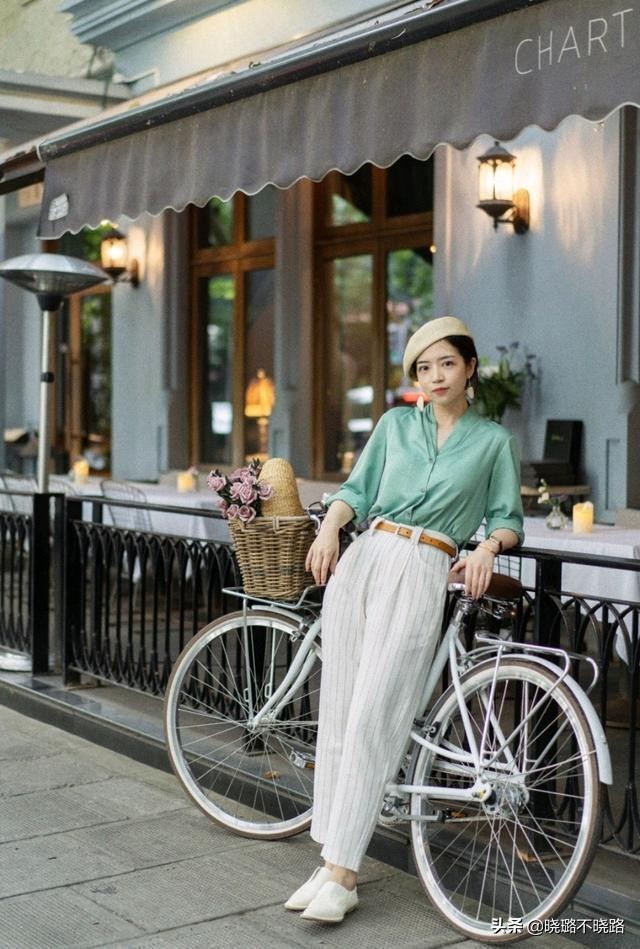 今年最流行的阔腿裤女款米色,新款裤子女最流行的阔腿裤