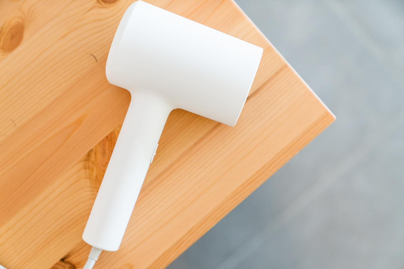 米家电吹风1800w,米家水离子吹风机是不是智商税