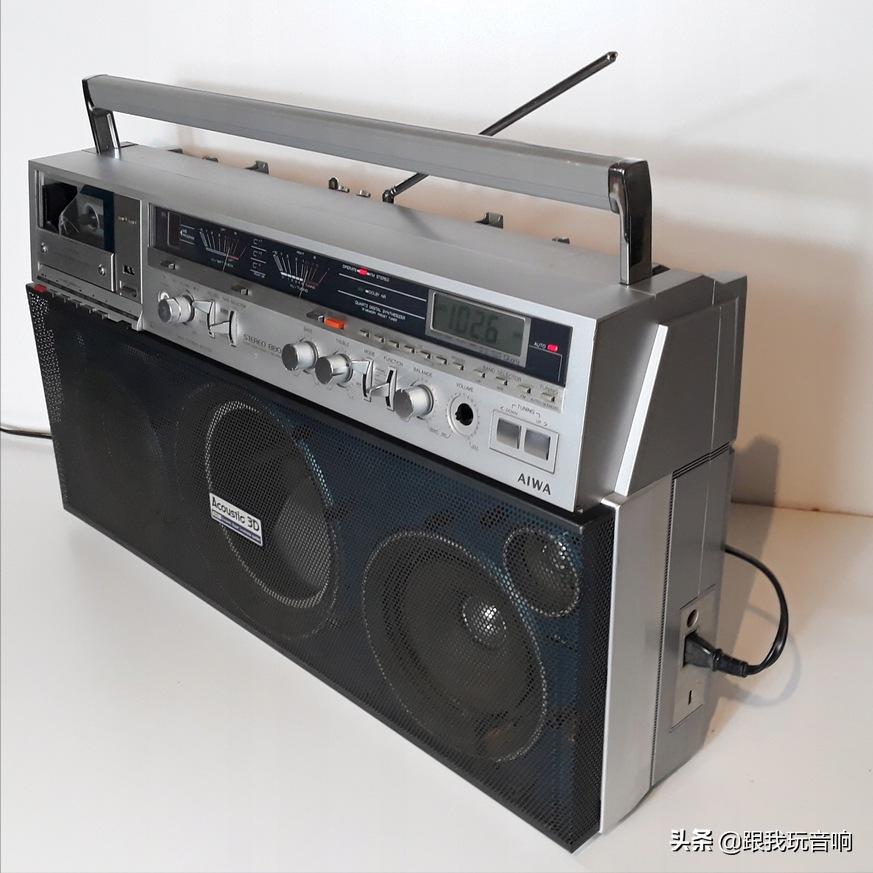 爱华cs-75x录音机,爱华808收音机是哪里产的