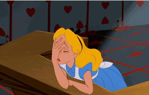 痛经到底是什么原因？痛到什么程度需要就诊？妇科专家告诉你！