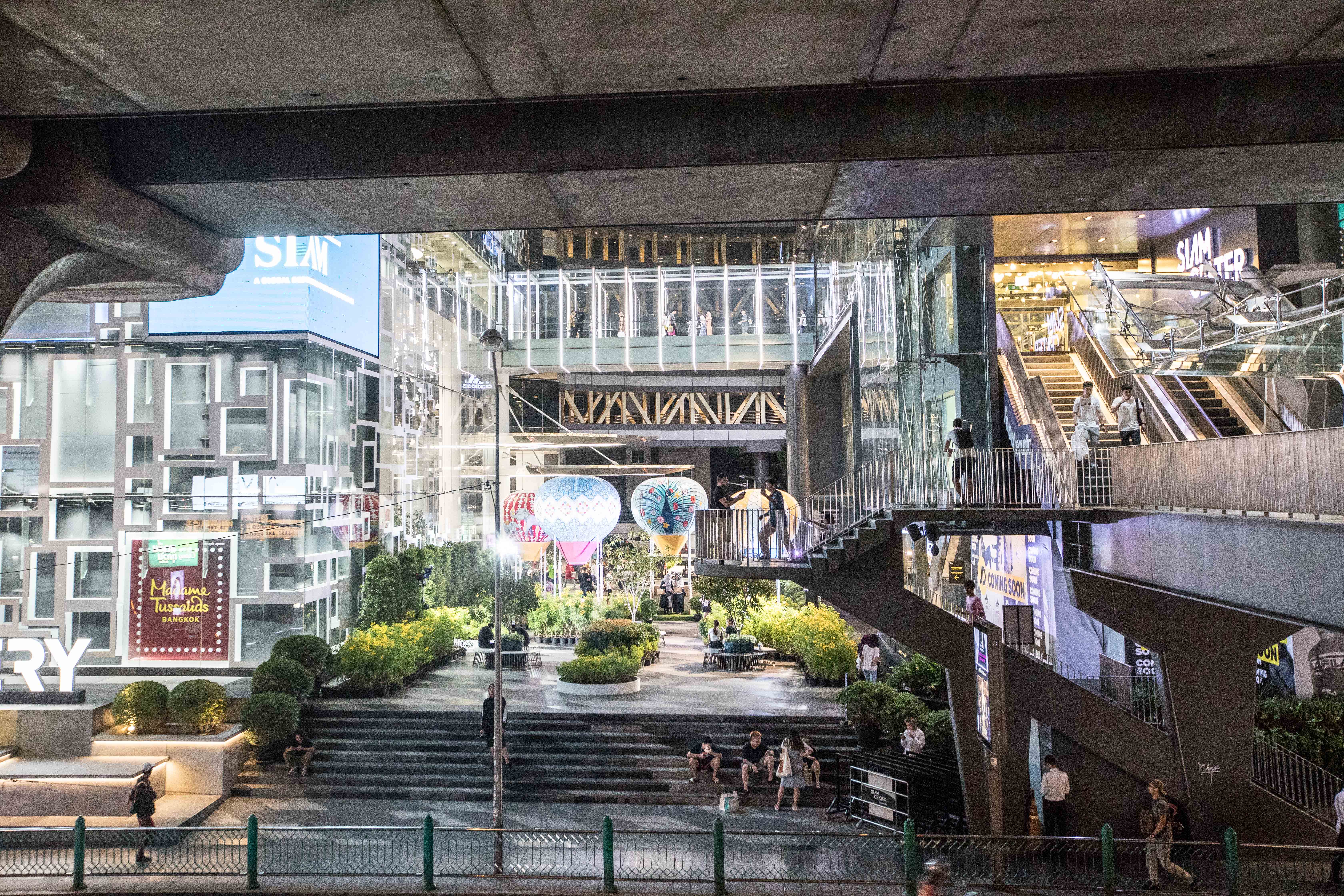 来曼谷旅游线路怎么走,来曼谷去哪里买衣服