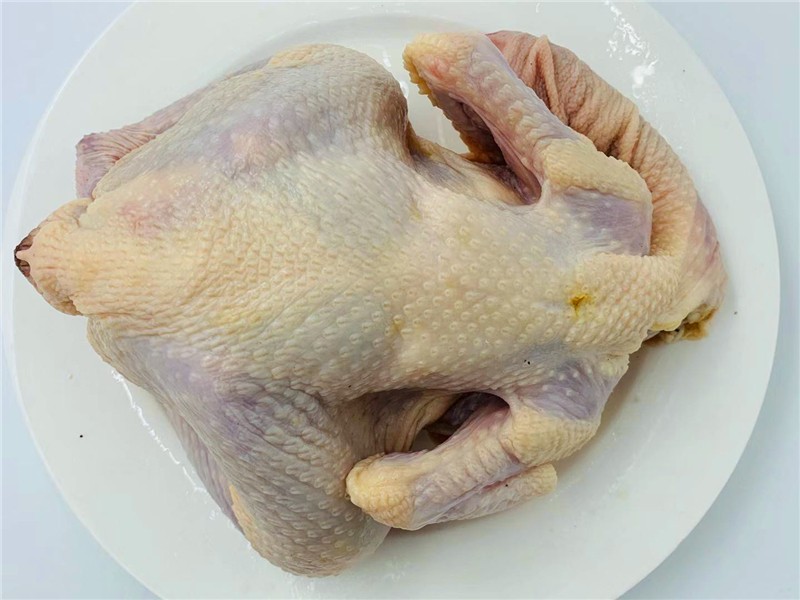 粤菜名菜白切鸡皮爽肉滑骨都有味,经典粤菜100款家常菜白切鸡做法