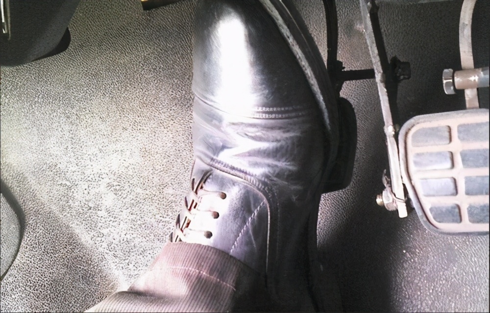 男孩子科目二考了好几次,科目二考试一科不过全部重来吗