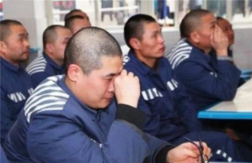 监狱劳改犯的所得工资可以执行吗,监狱的劳改犯有工资吗