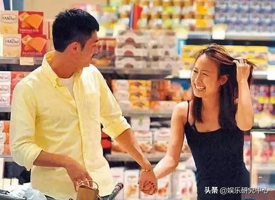 爆女艺人口臭、劈腿、大尺度照，人品不行真的是硬伤？