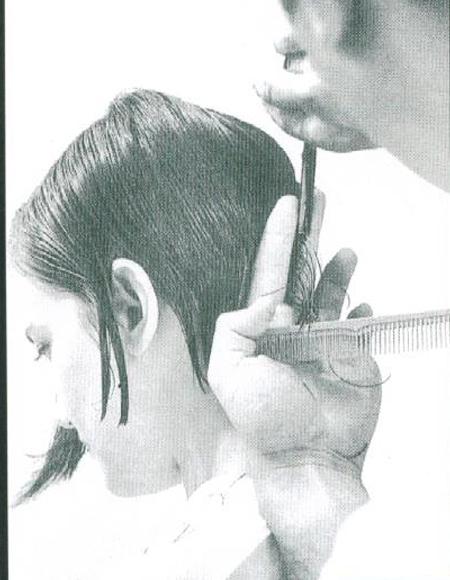 沙宣头短发流行发型剪发教程,沙宣短发发型剪发教程