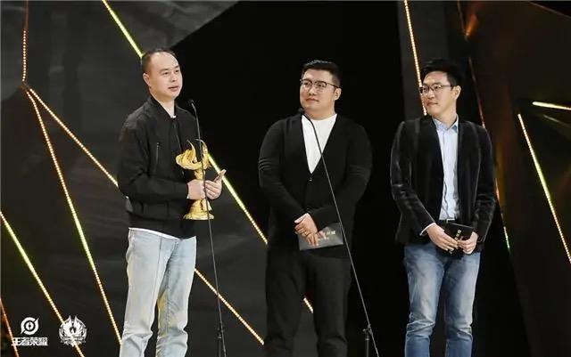 年度颁奖典礼！暖阳最佳，大仙一诺AG收获颇丰，冬冠杯形同虚设
