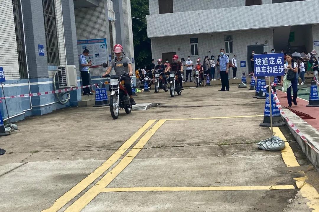 泰州海陵在哪考摩托车驾驶证,泰州海陵区考摩托车证