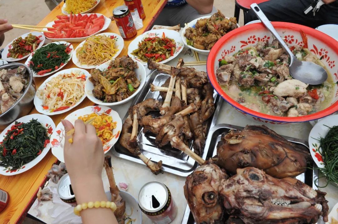 内蒙羊肉与盐池滩羊肉,新疆羊肉和盐池滩羊肉