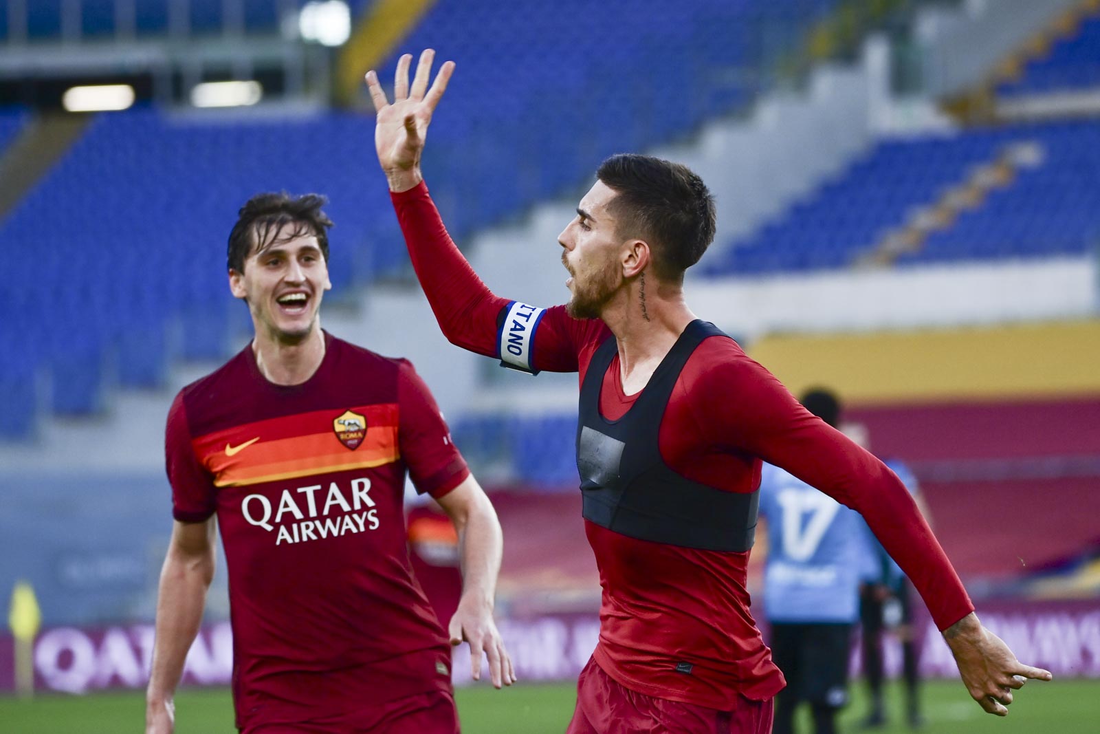 疯狂4-1,4:3疯狂逆转进8强