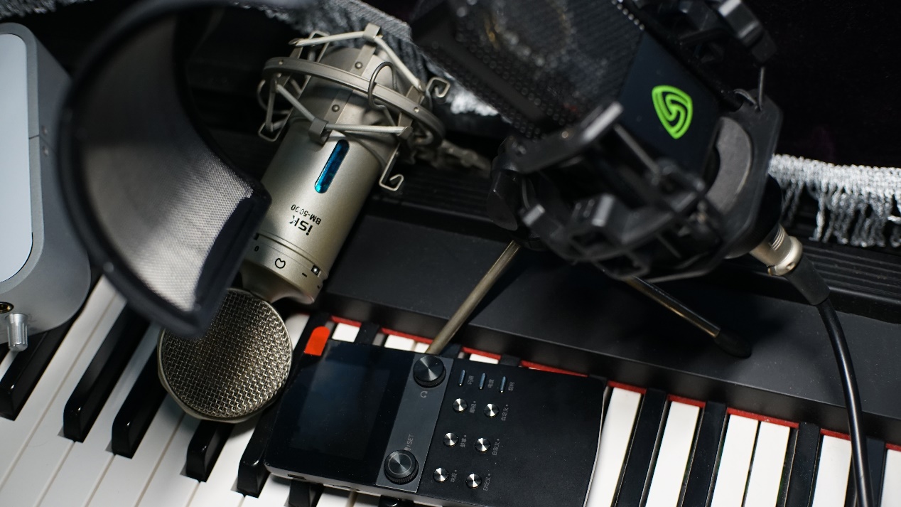 直播k歌神器麦克风带音响带投影,直播k歌神器麦克风带音响