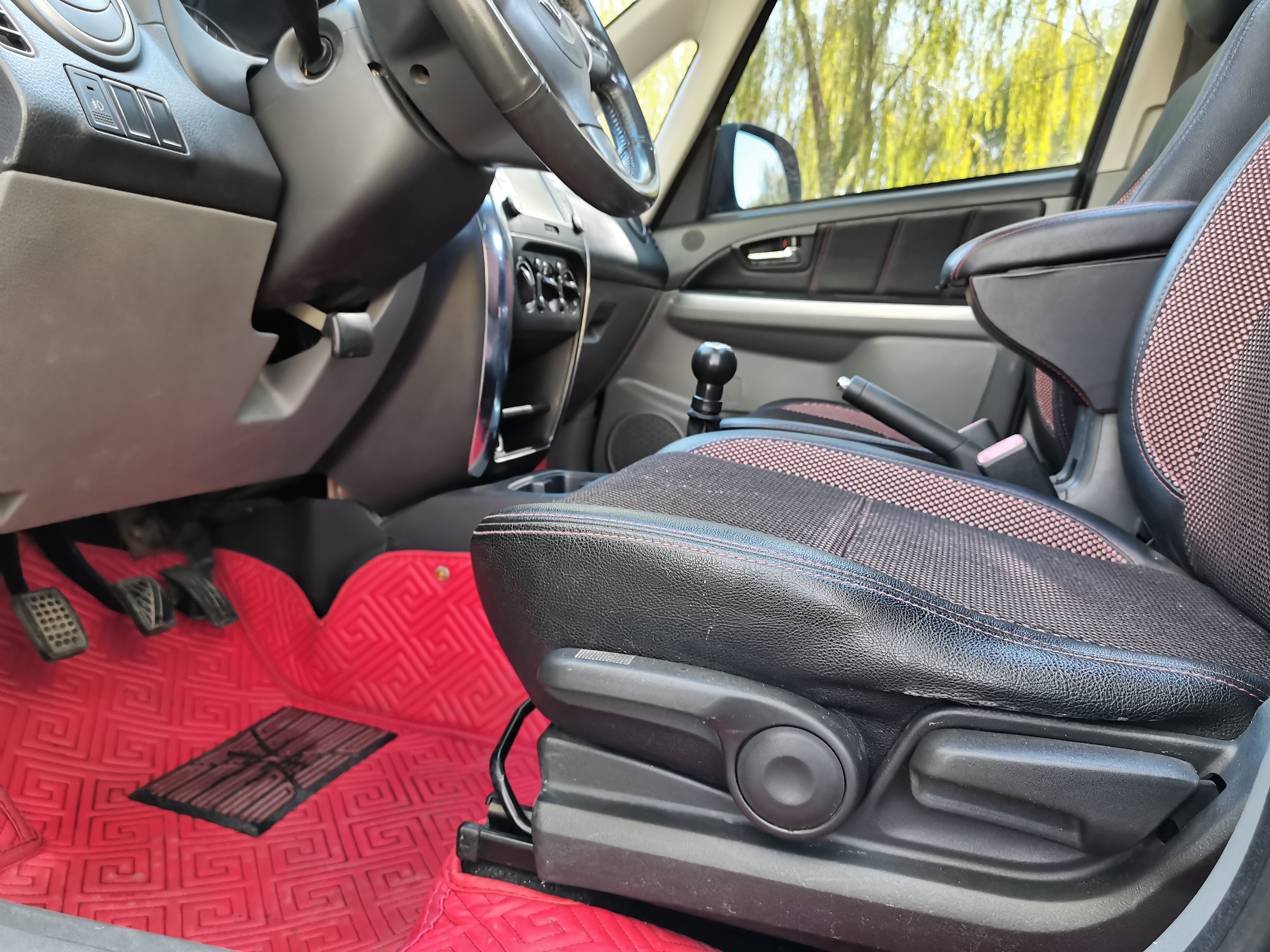 全新一代铃木sx4,跨界概念车