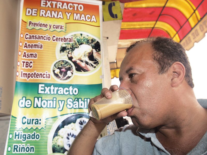 把青蛙榨成汁,秘鲁鲜榨青蛙的做法