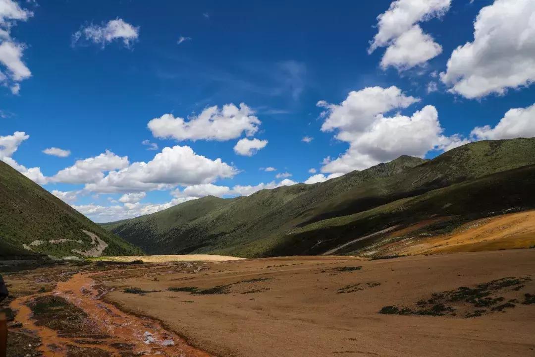 2.5l排量车还值得买吗,2.0t8at的都有哪些硬派越野