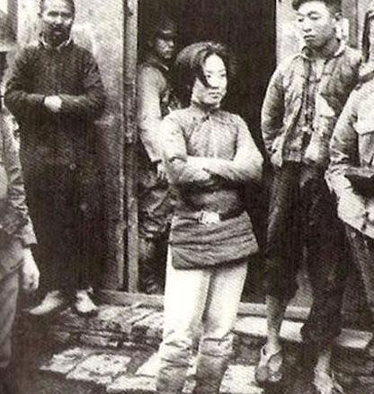 当女八路落入日本人手中，成为*安妇慰**还不是最惨的，真是生不如死