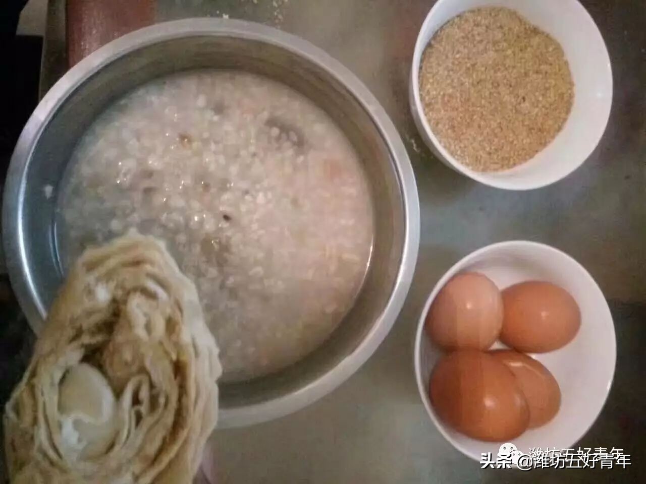 过了寒食是清明。煮鸡蛋,卷单饼,转完秋千放风筝。