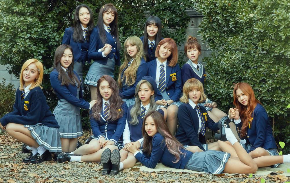 这么有钱还*爱做**豆！00后偶像家境被扒，成年礼是百亿公司的股份