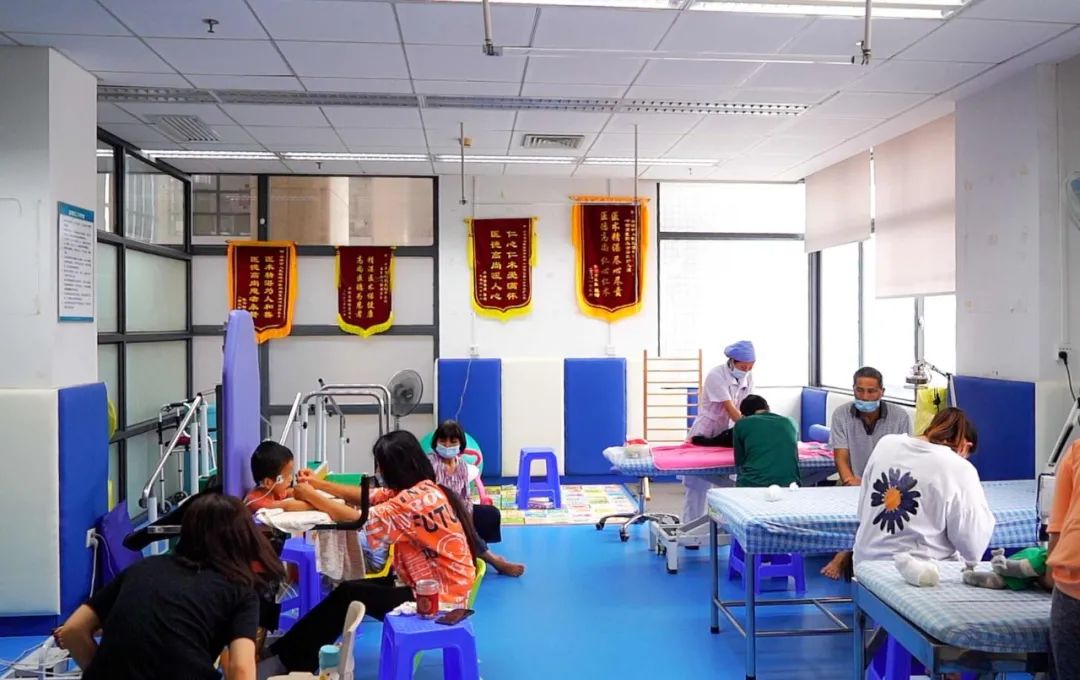 云浮人民医院中医专家门诊,云浮市人民医院中医科主任