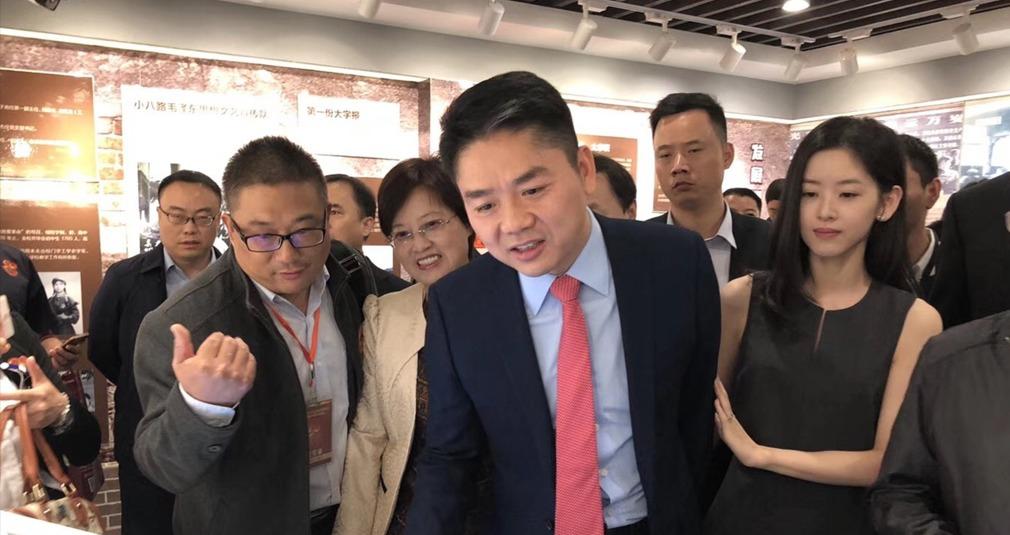 工号0001，“京东快递一哥”金宜财，刘强东给了他什么福利？