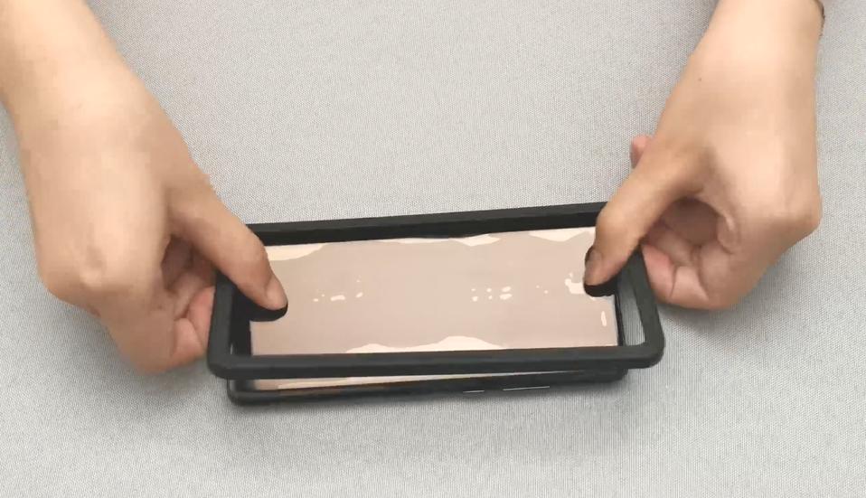 手机钢化膜怎么贴教程无黑边,手机贴钢化膜好还是水凝膜好