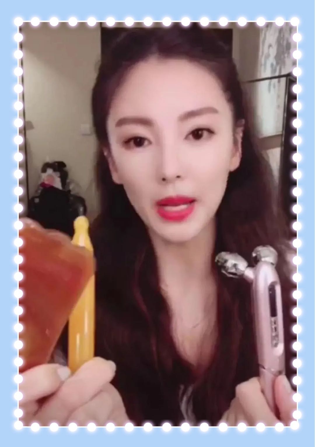 还不到30岁的郑爽，法令纹就这么明显了？*力暴**按摩，她的脸没事吧