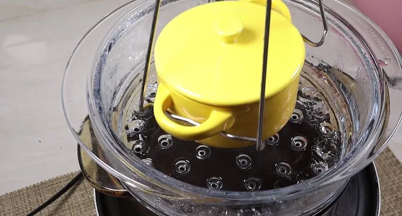 水蒸蛋又嫩又滑的正确做法宝宝吃,水蒸蛋怎么蒸得又嫩又滑宝宝吃