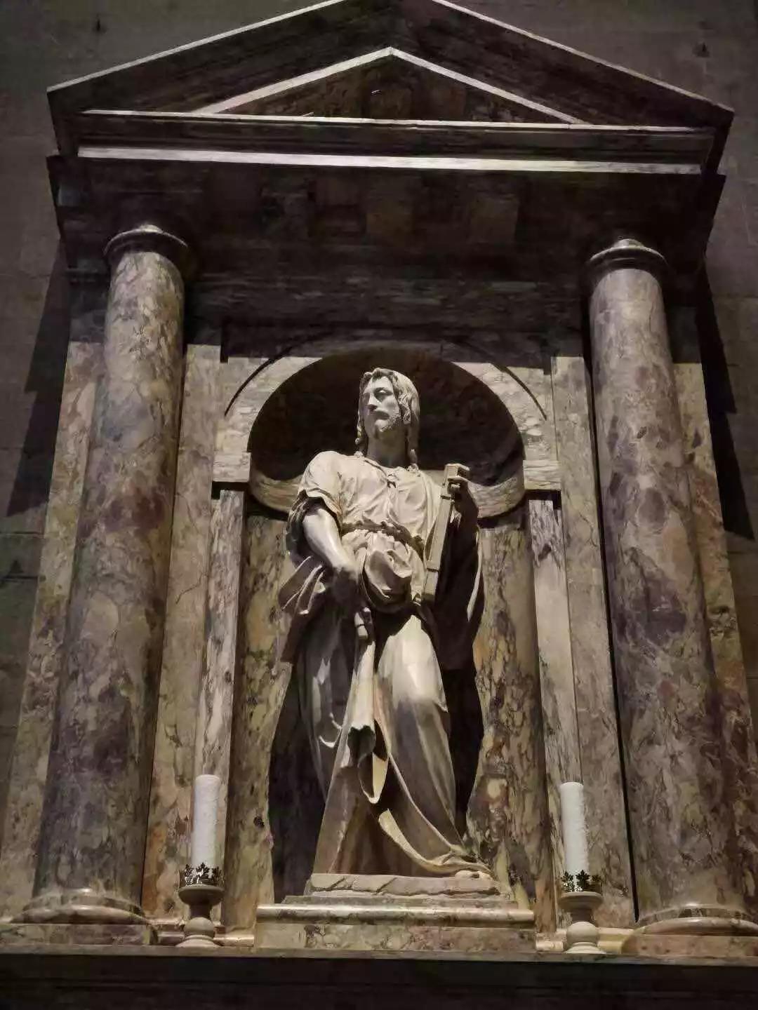 意大利美术留学费用高吗,意大利美术学院和综合大学哪个好