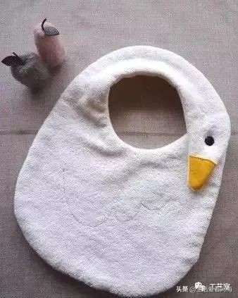1-3岁宝宝专用围兜有袖子,宝宝布兜制作方法
