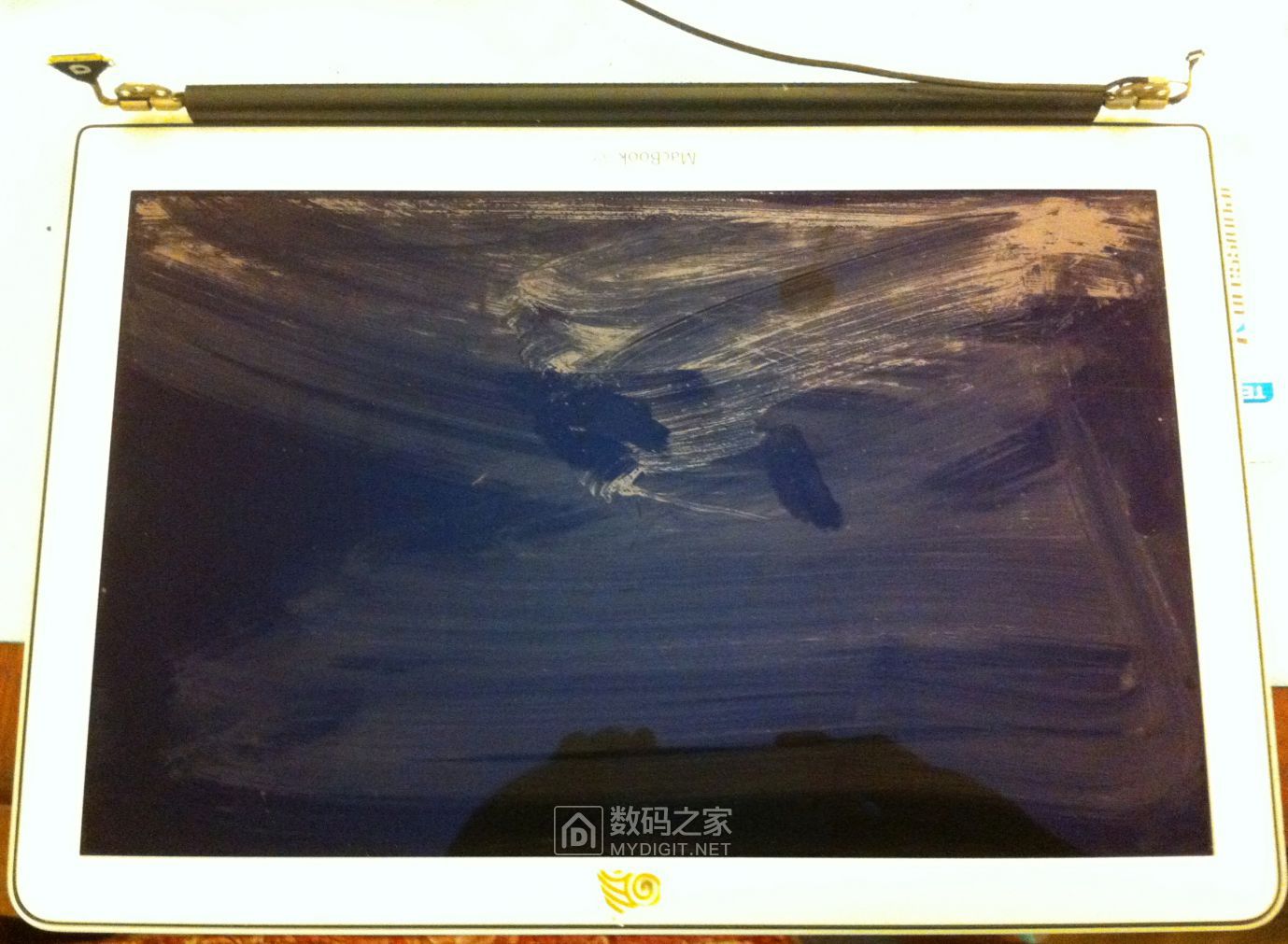 苹果笔记本macbookair7999,苹果笔记本11.6寸macbookaira1370