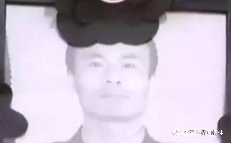 一个人可以长得多丑,一个人最帅的时候是什么心态