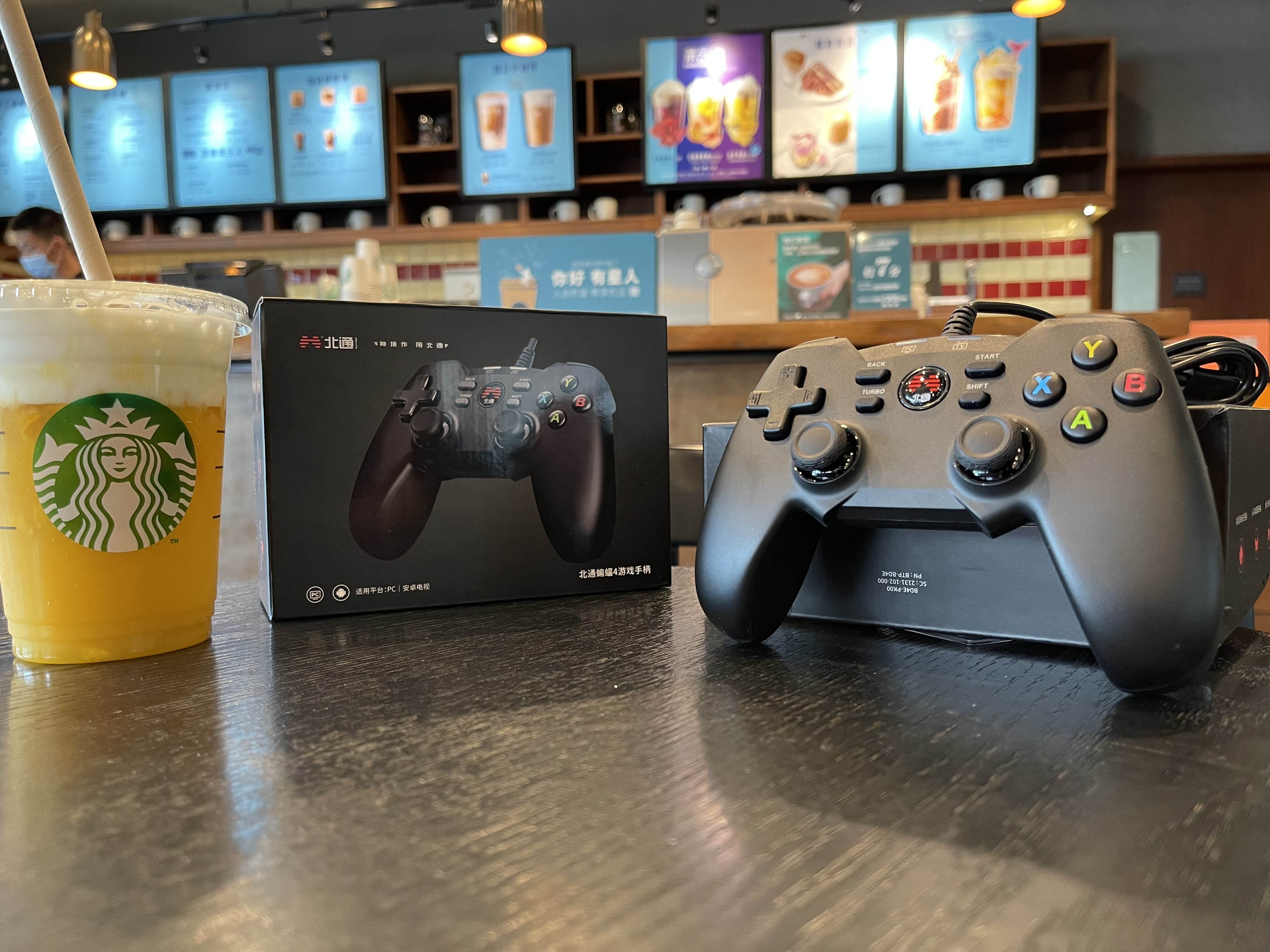 北通蝙蝠bd4e和雷神g50,北通蝙蝠4e手柄玩使命召唤